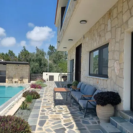 Melissa Hills וילה איה נאפה