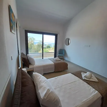 Melissa Hills וילה איה נאפה